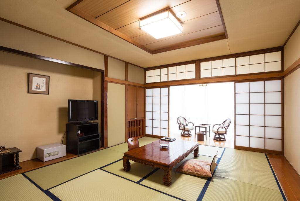 Mikunitoge Onsen Oyado Honjin Hotel Yuzawa  Exterior foto